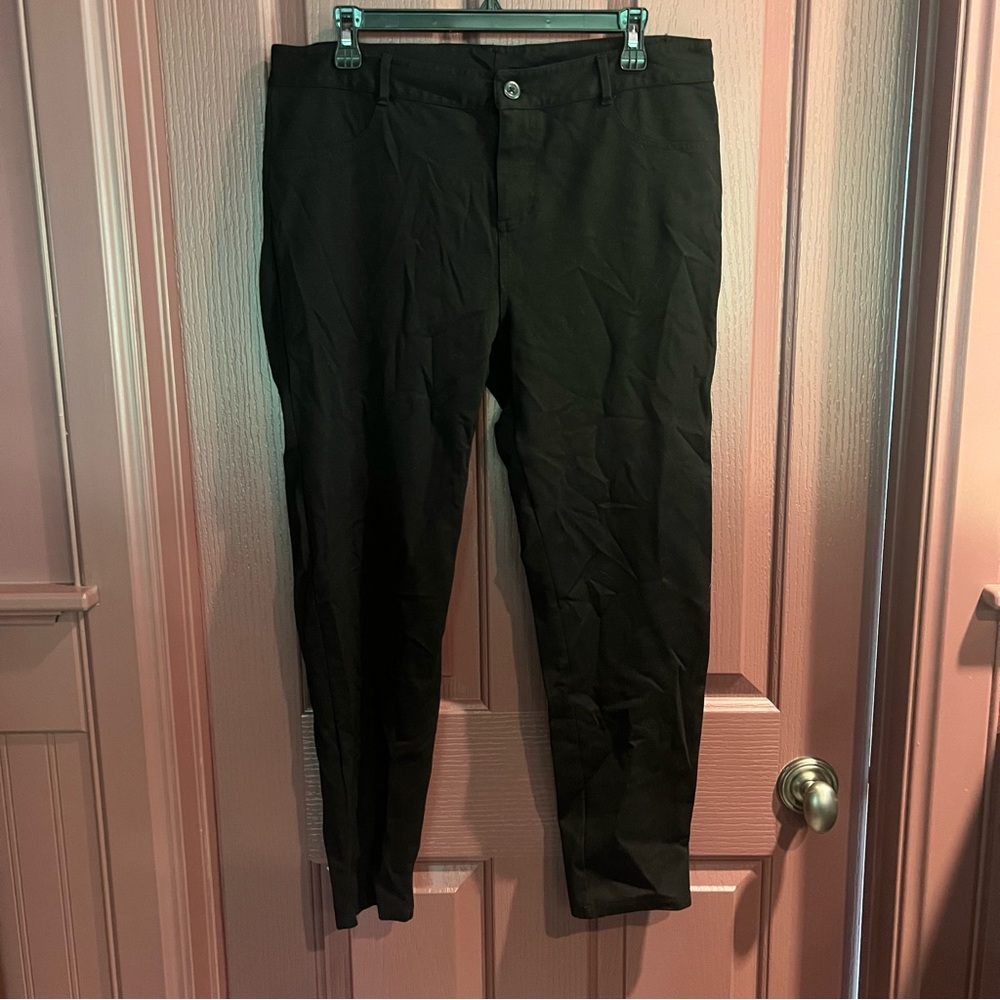 Garnet Hill Women's Black Straight Leg Pants